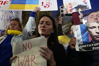 JAV vyksta Ukrainos palaikymo akcijos, kuriose smerkiama neišprovokuota Rusijos agresija JAV vyksta Ukrainos palaikymo akcijos, kuriose smerkiama neišprovokuota Rusijos agresija