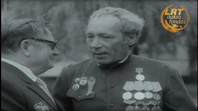 Tarybų Lietuva 1980 - 16. Pergalės 35-mečiui