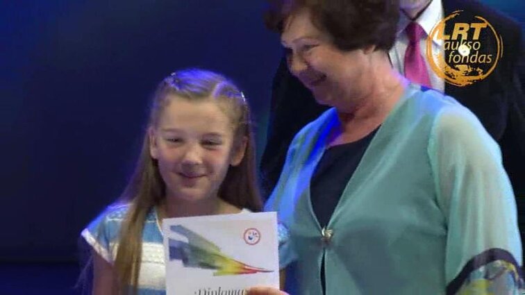 Dainų dainelės laureatų apdovanojimo ceremonija