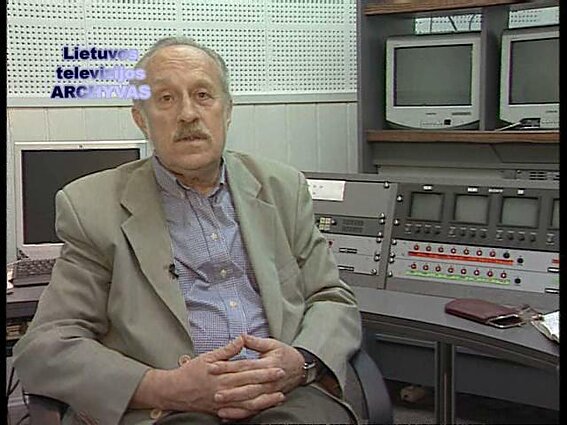 Retrospektyva. S. Macaitis pristato filmą "Perskeltas dangus"