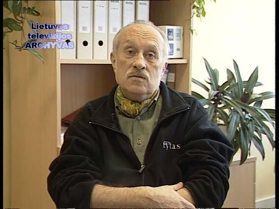 Retrospektyva. S. Macaitis pristato filmą "Akmuo ant akmens"