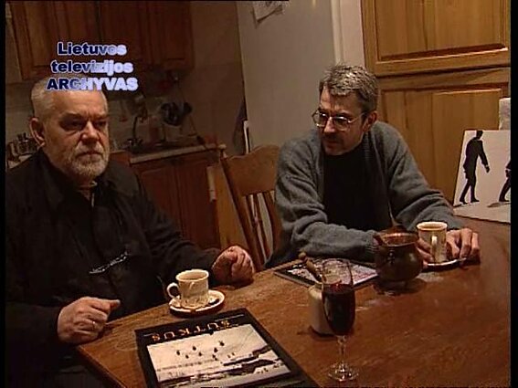 Kūrybos metas. Bendravimai į stalčių