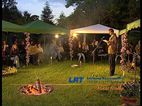 Poezijos pavasaris - 2009. Naktiniai skaitymai prie laužo