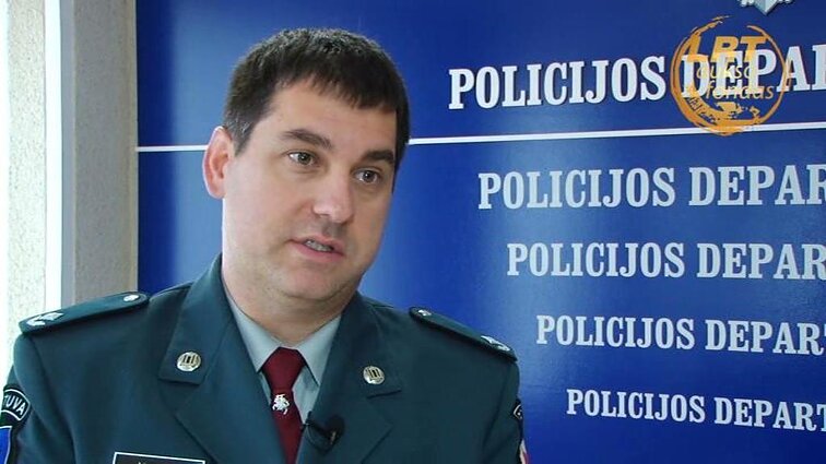Keliai.Mašinos.Žmonės.