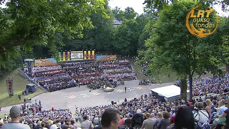 Dainų šventė. Dainų šventės 90-mečio minėjimo renginys Kauno Dainų slėnyje. Čia mūsų namai.