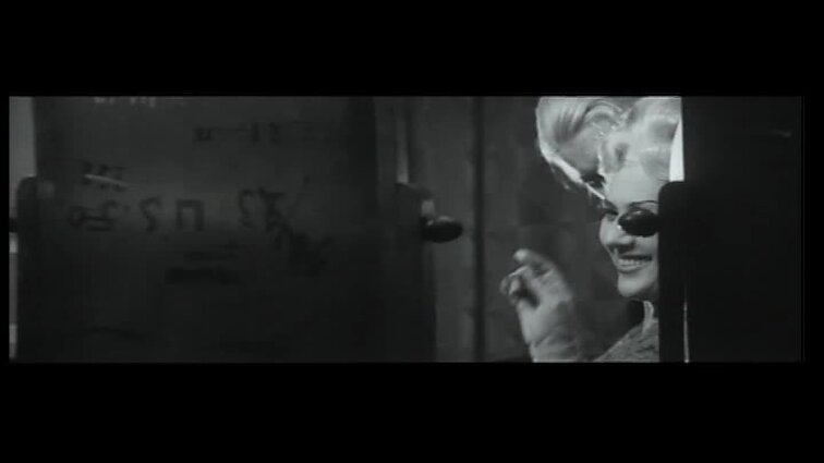 Variacijos 100 vaidmens tema