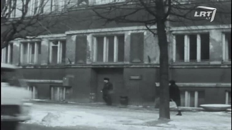 Laidų „Sveikata“, „Socialistinio lenktyniavimo dienoraštis“, „Keliai. Mašinos. Žmonės“ siužetai: sveikatos patikra, statybvietės