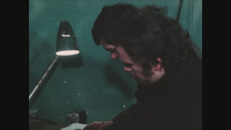 Laidų „Panorama", „Keliai, mašinos, žmonės“ siužetai: Anykščių automėgėjai, premjera Šiaulių teatre