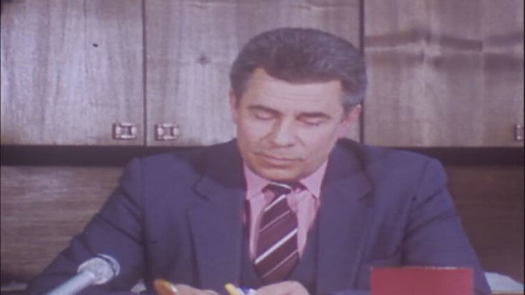 Laidos „Mokslas gamybai“ siužetai: susivienijimas „Elektronika“