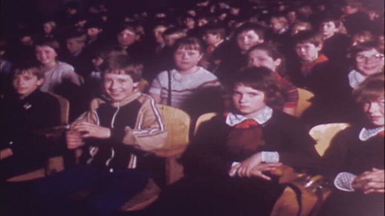 Laidos „Kino ir TV pasaulyje“ siužetai: Rudaminos mokyklos kino teatras