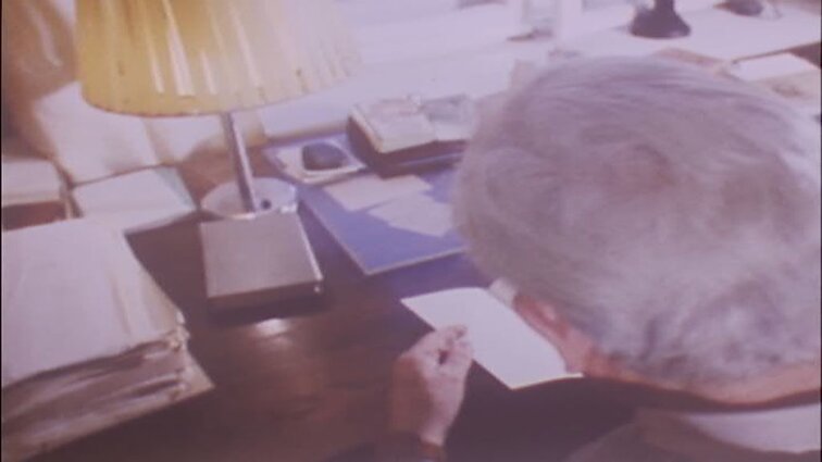 Laidos „Rašytojas ir knyga“ siužetai: vertėjas Dominykas Urbas, poetė Elena Pimpytė