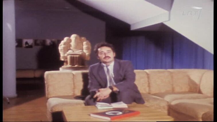 Laidos "Labas rytas" archyviniai siužetai: surastas lobi, skulptoriaus varpų kolekcija, restauruota freska