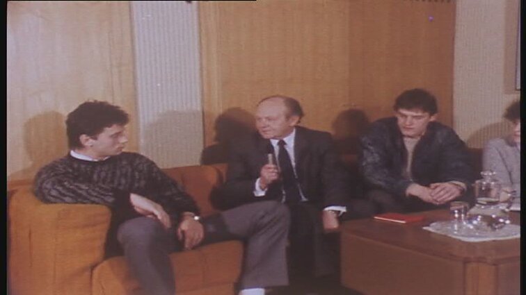 Laidos „Aš ir mano valdžia“ siužetai: prašymas išvykti iš Sovietų sąjungos