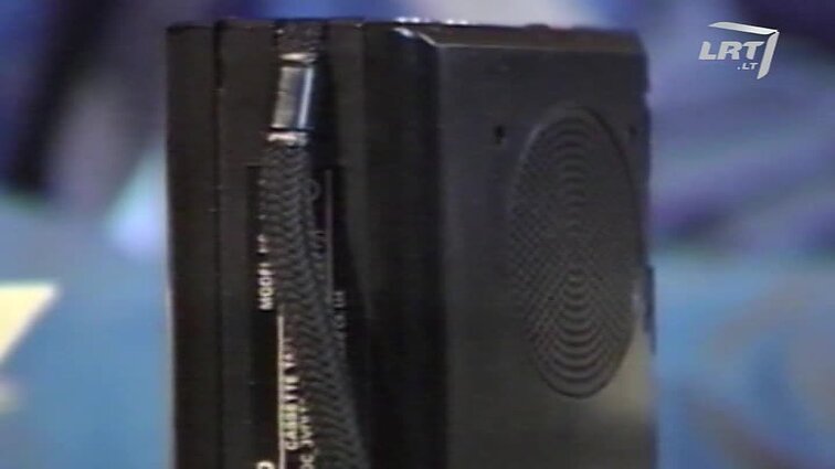 Panoramos archyvai. Spaudos konferencija apie lito įvedimą