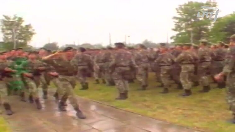 Panoramos archyvai. Karių priesaika