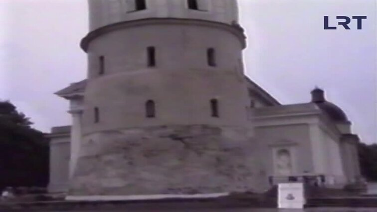Panoramos archyvai. Kanalizacijos šuliniai, priešgaisriniai hidrantai