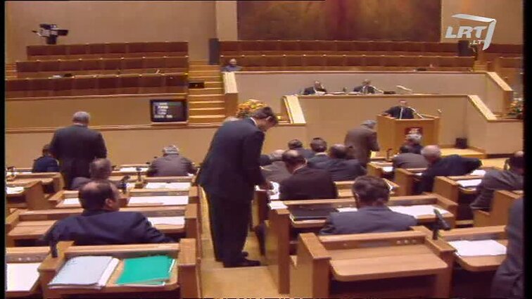 Panoramos archyvai. Seimo posėdis (Svarsto pareiškimą dėl Rusijos grėsmės Lietuvai, Latvijai, Estijai)