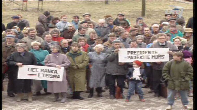 Panoramos archyvai. „Sekundės“ indėlininkų piketas.
