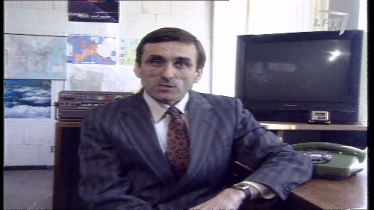 Panoramos archyvai. Parašų rinkimas dėl nepasitikėjimo vyriausybe. Lauro Bielinio komentaras