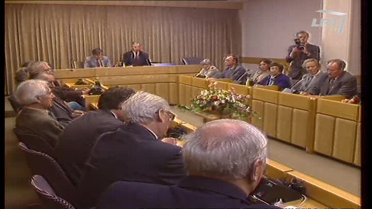 Panoramos archyvai. Politiniai kaliniai ir tremtiniai pas premjerą
