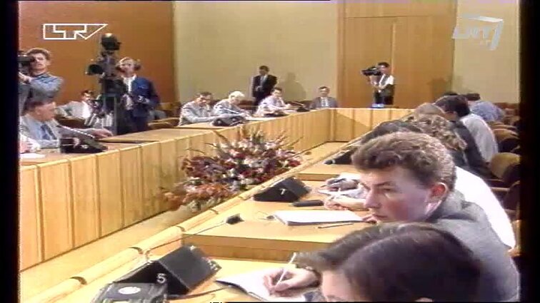 Panoramos archyvai. Algirdo Brazausko spaudos konferencija