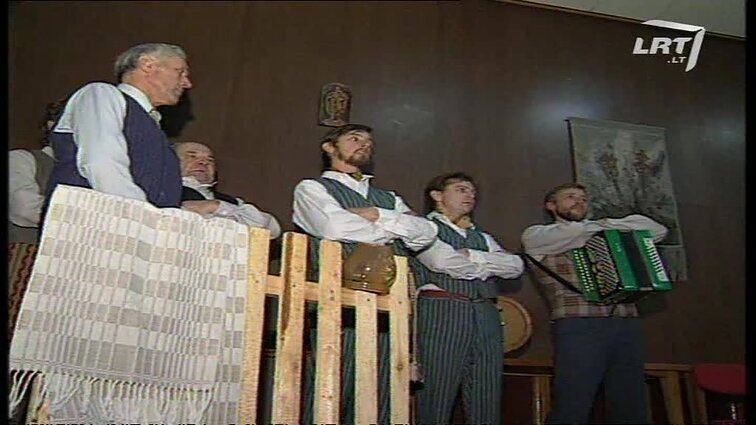 Panoramos archyvai. Šeduvos etnografinio ansamblio koncertas