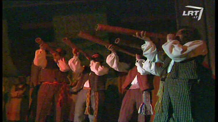 Panoramos archyvai. Folkloro ansambliui „Jievaras“ 15 metų