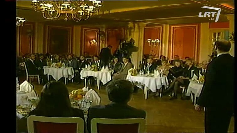 Panoramos archyvai. Apdovanoti televizijos darbuotojai