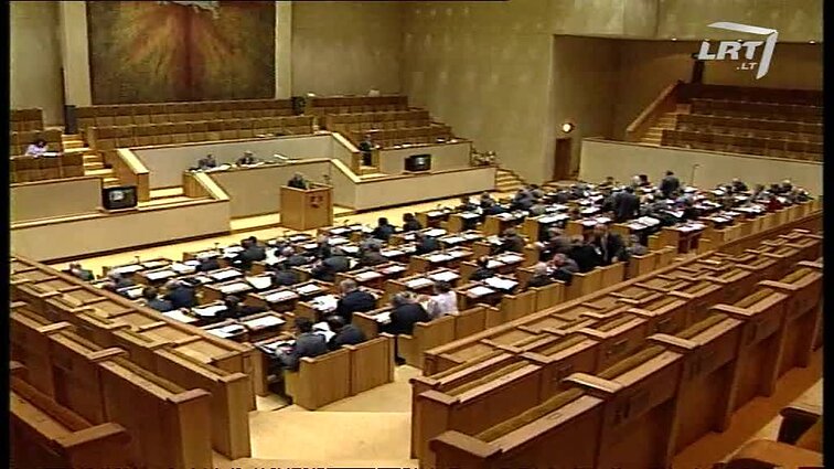 Panoramos archyvai. Baigė darbą Seimo 5 -oji sesija