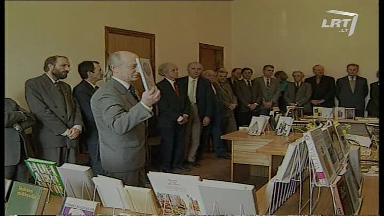 Panoramos archyvai. Mokslo ir enciklopedijos leidyklos. Nauji leidiniai ir problemos