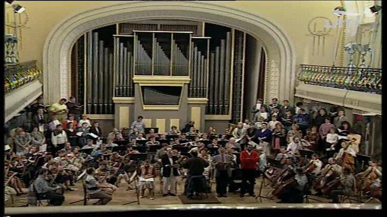 Panoramos archyvai. Dž.Verdi "Reqviem" ir Simonas Estesas