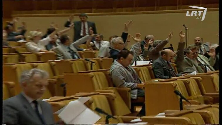 Panoramos archyvai. Paskirstytas profsąjungų turtas