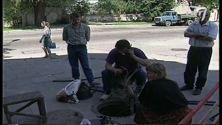 Panoramos archyvai. Po liūčių nutrūkęs telefono ryšys Vilniuje