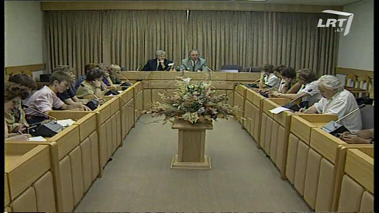 Panoramos archyvai. Vyriausybės spaudos konferencija