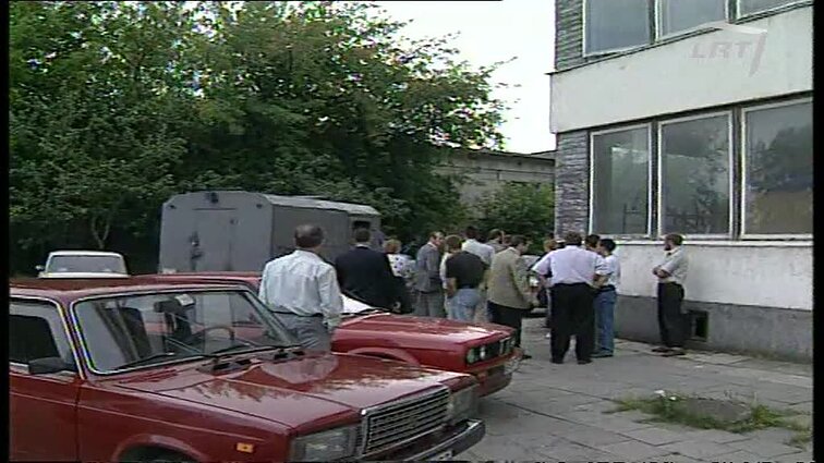 Panoramos archyvai. Teisiamas buvęs Seimo Pirmininko asmens sargybinis