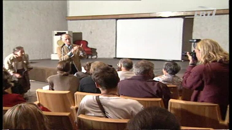 Panoramos archyvai. Jono Meko spaudos konferencija