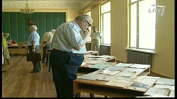 Panoramos archyvai. Spaudos konferencija dėl knygų naikinimo