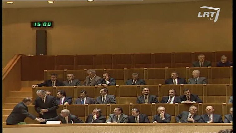 Panoramos archyvai. Nepasitikėjimas Adolfo Šleževičiaus Vyriausybe