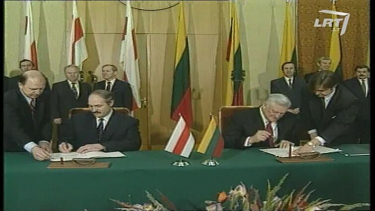 Panoramos archyvai. Pasirašytas sienos protokolas su Baltarusija