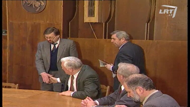 Panoramos archyvai. Prezidentas su kandidatais pas LDDP