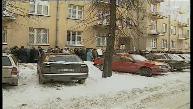 Panoramos archyvai. „Lietuvos akcinio inovacinio banko“ darbuotojų piketas