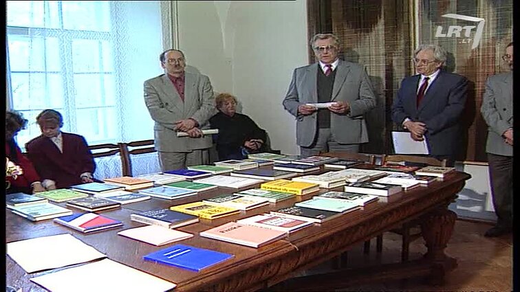 Panoramos archyvai. Premijuoti vadovėliai
