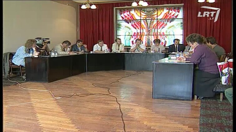 Panoramos archyvai. Spaudos konferencija Vilniaus apygardoje