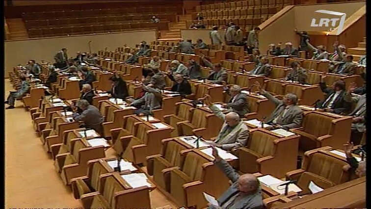 Panoramos archyvai. Bausmė už nelegalus