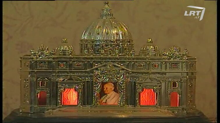 Panoramos archyvai. Vertėjui Algimantui Vaišnorui - Italijos premija