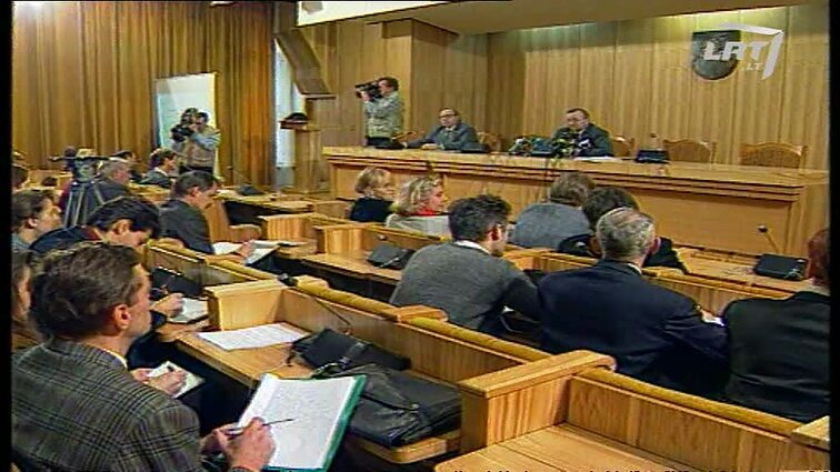 Panoramos archyvai. Zenono Vaigausko spaudos konferencija