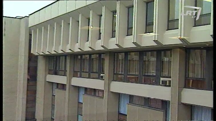 Panoramos archyvai. Suformuota 8-oji Vyriausybė