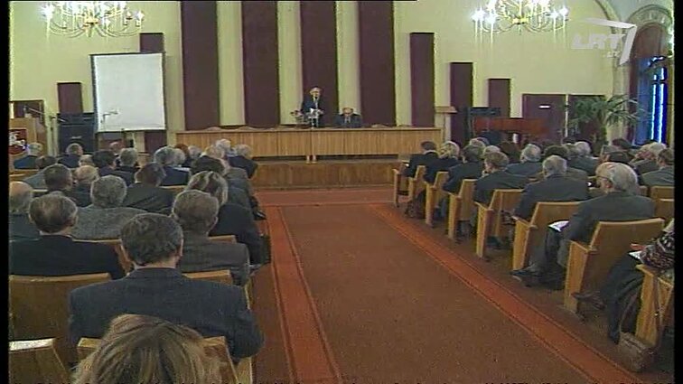 Panoramos archyvai. Mokslų Akademijos visuotinis susirinkimas