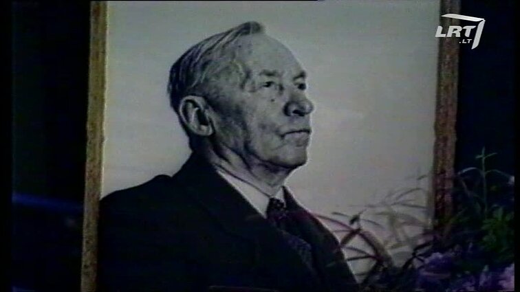 Panoramos archyvai. Profesoriui Petrui Vasinauskui 90 metų