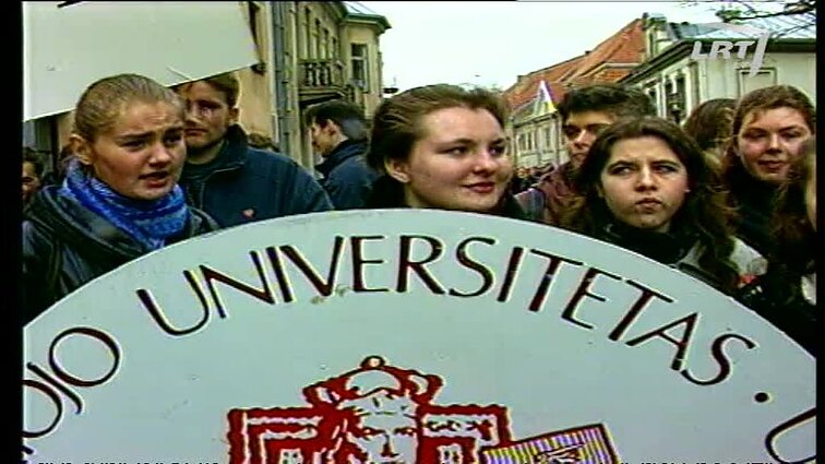 Panoramos archyvai. Kauno Universitetui 75-eri metai